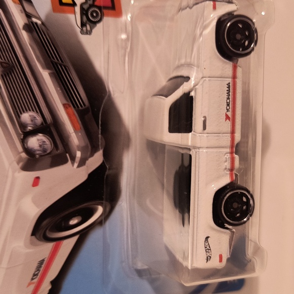 D1 Hot Wheels  Mazda Repu with shipping protector - Picture 2 of 3